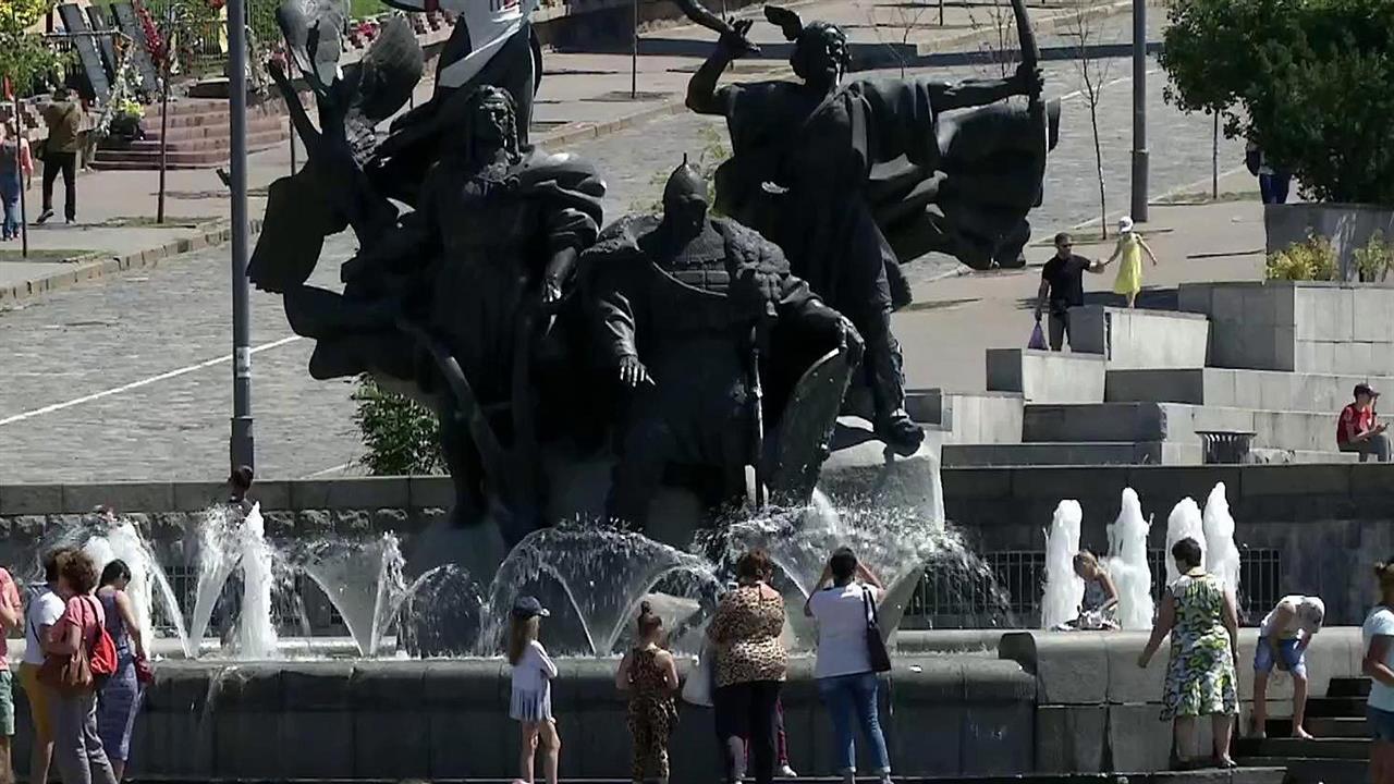 Киевляне выступили против переименования улицы Маршала Жукова в улицу Кубанской Украины
