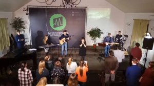 Я здесь, чтоб поклониться - Христианские молодёжные песни