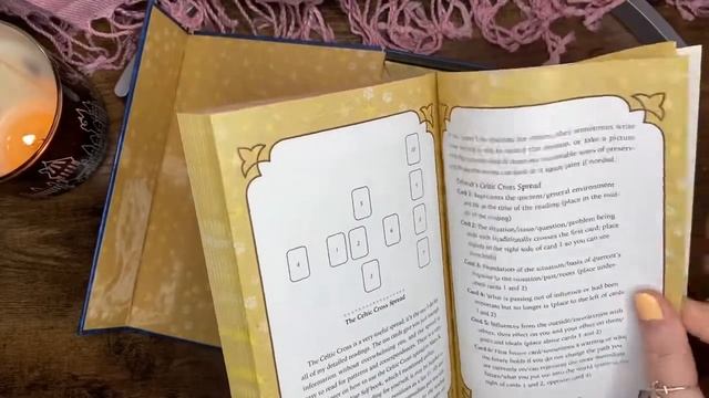 REVIEW TIME! | Everyday Witch Tarot Deck смотреть онлайн