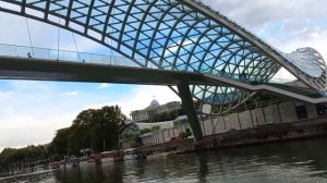 Грузия ?? Тбилиси. Речная прогулка на катере по р. Куре.