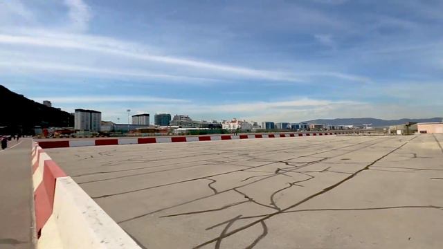 Аэропорт Гибралтара смотреть онлайн