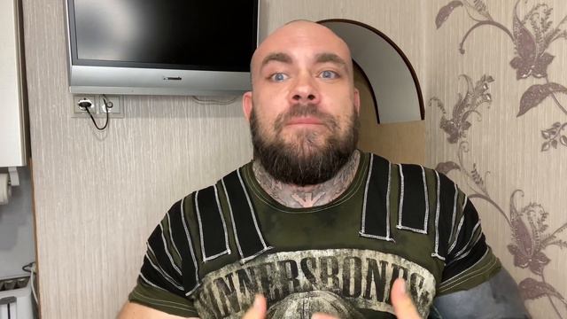 Обнюхаются своих добавок, а потом несут черти что... смотреть онлайн