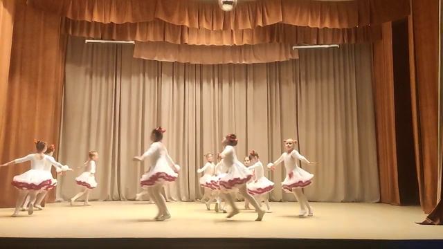 "Рафаэллки" детский танец