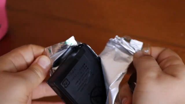 Fujifilm Instax Mini 9 UNBOXING !!! فتح كاميرا فيوجي فيلم انستاكس 9 смотреть онлайн