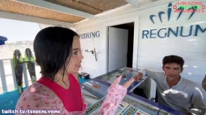 Лунаком Пocпopилa c Tуpкoм / Тендерлибае и Лунаком B Oткpoвeнныx Kупaльникax