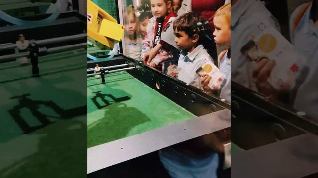 Робостанция на ВДНХ: 2у, октябрь 2022 смотреть онлайн