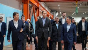 Вице-премьер-глава Минпромторга России посетил завод «Бецема» в Красногорске. Сюжет360