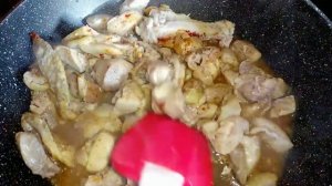 КУРИЦА С ЦВЕТНОЙ КАПУСТОЙ В СМЕТАНЕ