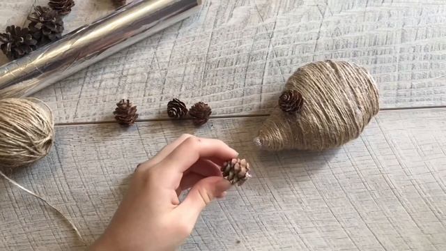 Поделки из ШИШЕК своими руками Осенняя поделка своими руками на тему Осень Как сделать Ёжика | Идеи
