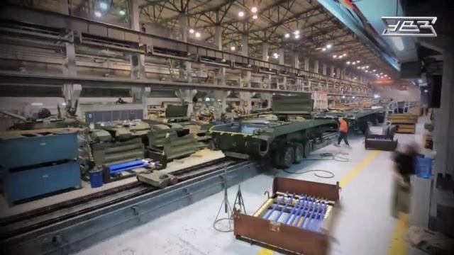 Российский "Уралвагонзавод" показали производство танков