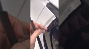 Kia stinger - как снять задний молдинг с двери. How to remove back door molding