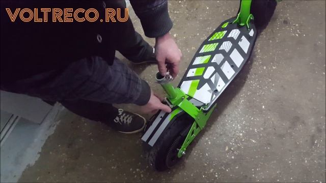 Электросамокат Uber Scoot. Подарок другу. Voltreco.ru смотреть онлайн