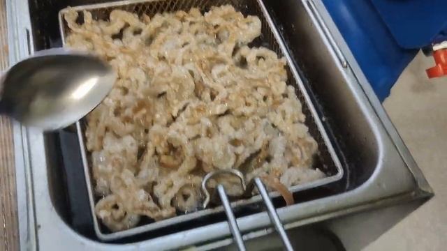 ЧИПСЫ из СВИНОЙ ШКУРЫ ЧИЧАРРОН смотреть онлайн