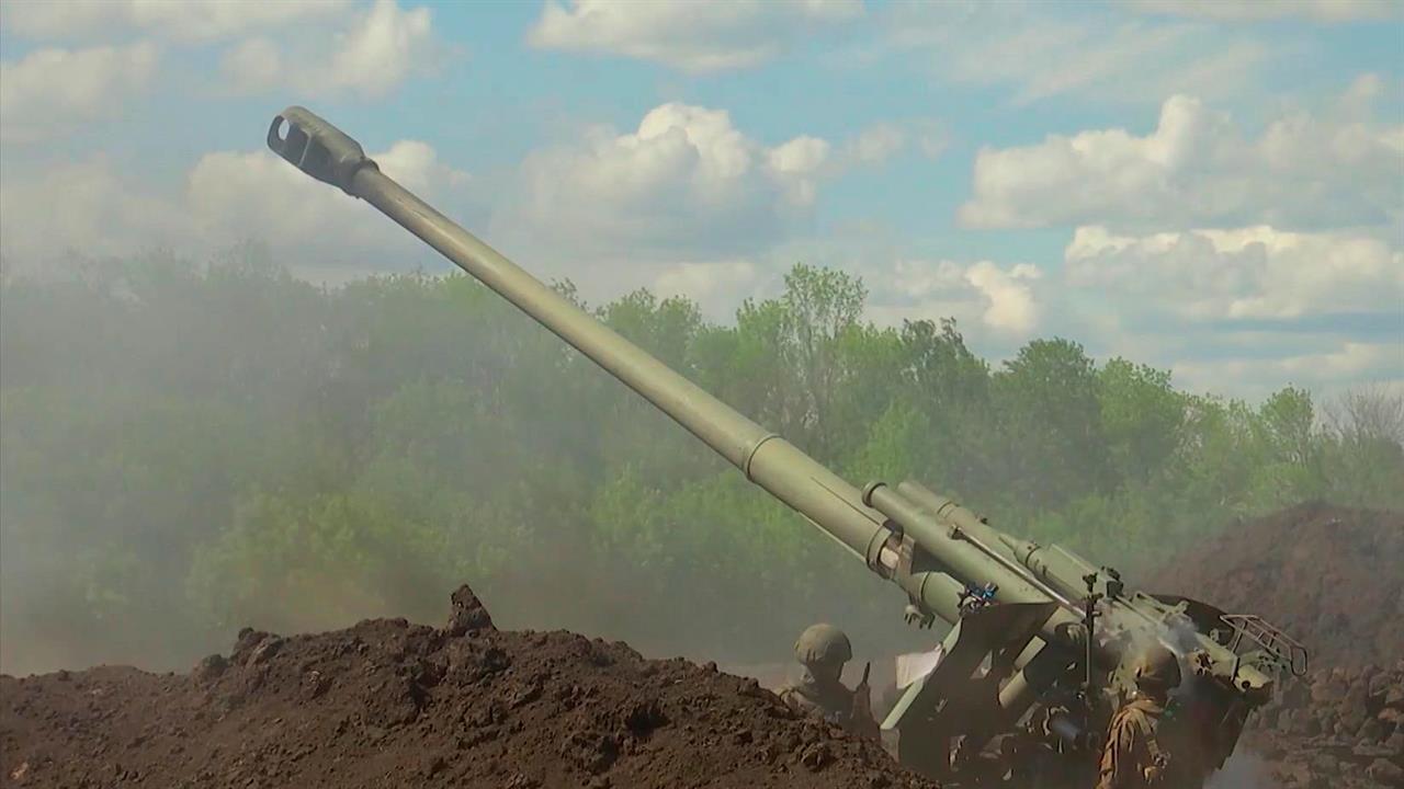 Крупный склад снарядов для американских гаубиц уни... военные в ходе спецоперации по защите Донбасса