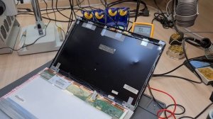 ASUS N56V белый экран. Странный случай.