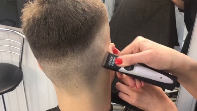 ПАРИКМАХЕР ХАРЬКОВ. МУЖСКАЯ СТРИЖКА ХАРЬКОВ. ТЕХНИКА FADE. смотреть онлайн