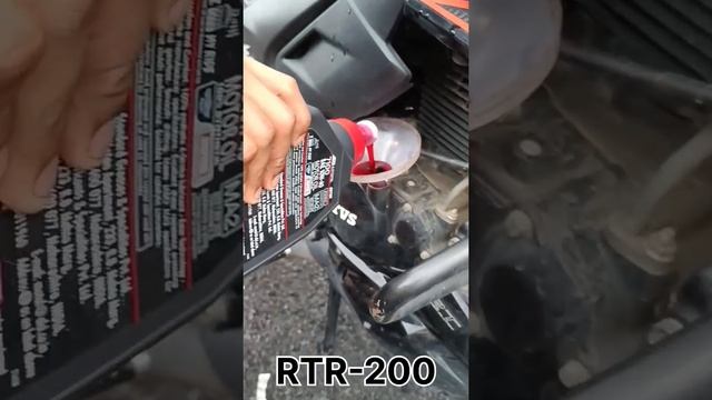best engine oil for apache rtr200 motul 10W-40 .#rtr2004v #trending #bike #oil смотреть онлайн