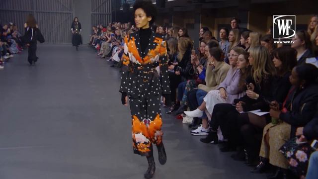 Temperley London Осень/Зима 18-19 Неделя Моды в Лондоне смотреть онлайн
