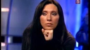 Вот идёт за вагоном вагон-Here comes after the train car