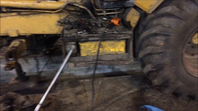 ремонт ступицы экскаватора погрузчика cat428b и про официальных диллеров запчастей