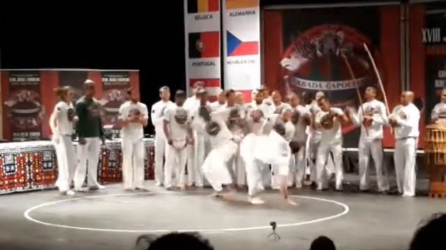 Abadá Capoeira - ABERTURA DOS JOGOS EUROPEUS 2016 смотреть онлайн