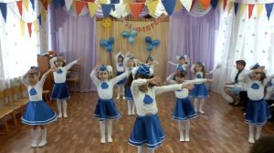 Танец стюардесс. Яльчики. ДС "Солнышко"