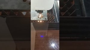 резка нержавейки 5мм при мощности лазера 1квт