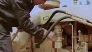 Техобслуживание бульдозеров на базе тракторов Т 130  1979