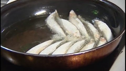 Жареная рыба с картошкой