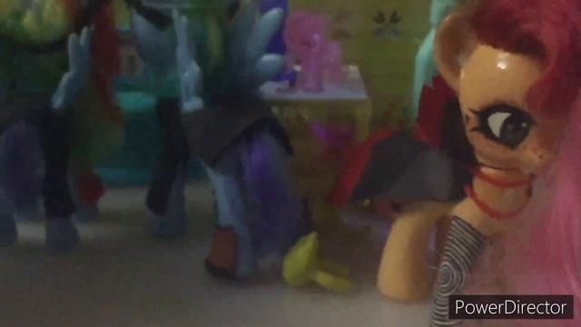 История о том как Поняхи Хэллоуин Праздновали ? смотреть онлайн