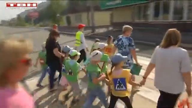 Светофор с кнопкой. Обучение детей смотреть онлайн