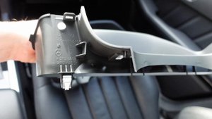 Mercedes W212 | How To Remove Instrument Cluster Cover