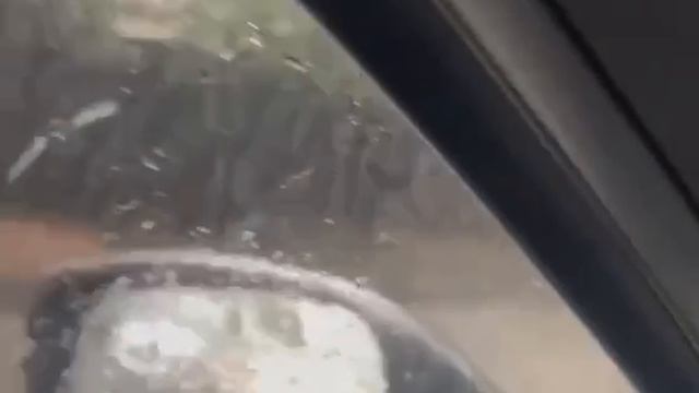 Несколько улиц в столице Азербайджана затоплены смотреть онлайн