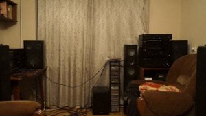 Yamaha NS-6490 с сабвуфером.