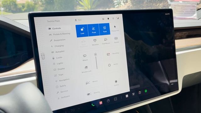Tesla S PLAID ‘21 против Tesla X ‘20. Что изменилось в новых Тесла? смотреть онлайн