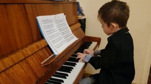 К. Гурлитт Сонатина исп Николай Гуменник 8 лет