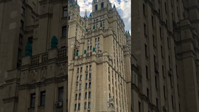 ВЫСОТКА НА БАРРИКАДНОЙ, ЭТО НЕ ЕЛКИ ? смотреть онлайн