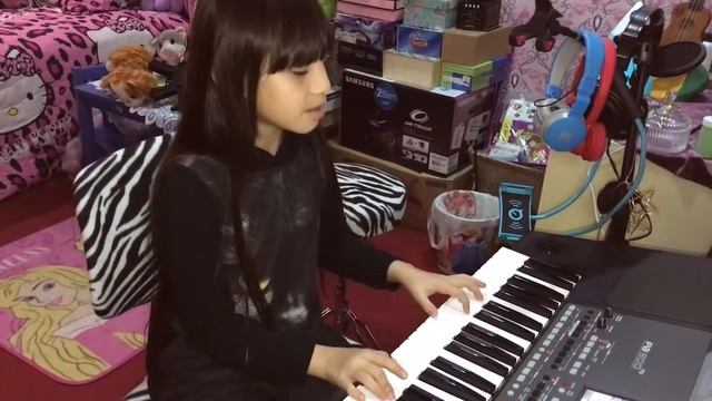 Hana_ Aziz Harun & Hannah Delisha | Alyssa Dezek смотреть онлайн