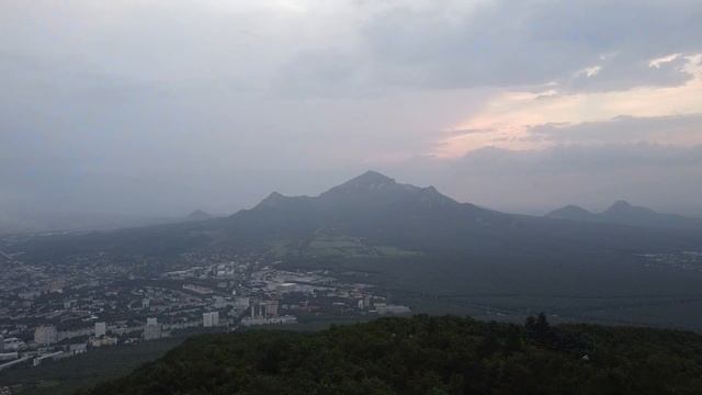 Пятигорск: канатка, Машук, парк «Цветник» в Пятигорске смотреть онлайн