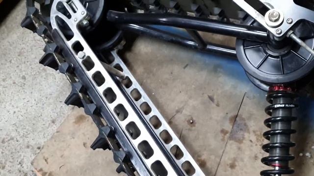 Frozen moto -rebild. Изменение конструкции комплекта для сноу байка. смотреть онлайн