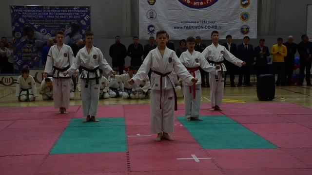 XXVIII Чемпионат и Первенство РБ по тхэквондо ГТФ.mp4