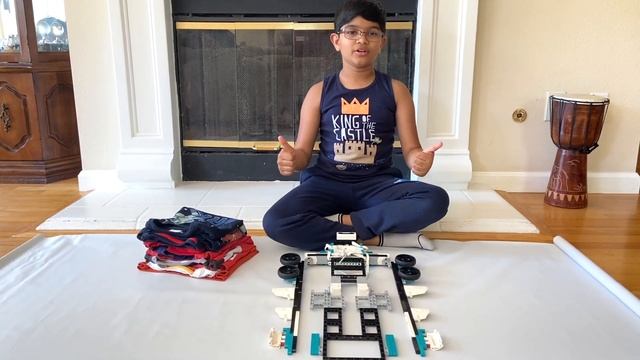 Have fun learning Python! | Lesson 3: The T-Shirt folding Robot | Lego Mindstorms 51515