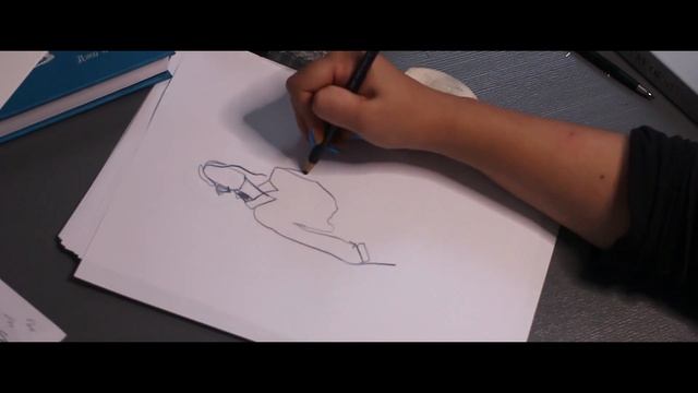 РИСУЕМ ФЭШН ВМЕСТЕ С КАТЕЙ ЛИСИЧ/БОЛТАЕМ ПРО ЮТУБ