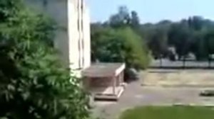 бабы загорают на крыше
