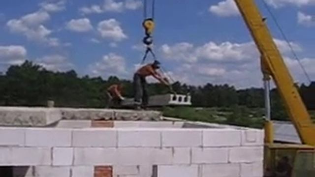 Строим вместе: укладка плит перекрытия смотреть онлайн