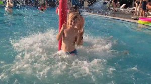 Купаемся вдвоём в аквапарке 🛟 06.08.2023