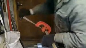 Роликовый труборез для стальных труб KERN | www.tool-tech.ru