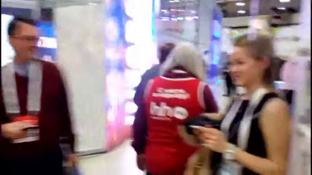 RIW 14  Зарядная Мобильная Камера Хранения смотреть онлайн