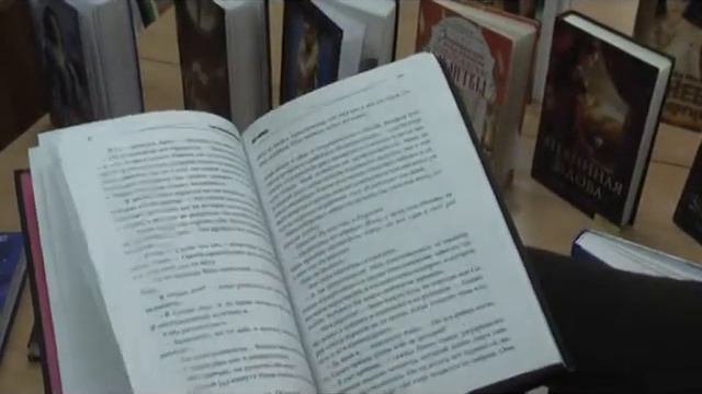 Літературний огляд