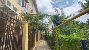 Дивноморское / Завтрак и обед в Sea Villa / Пляж